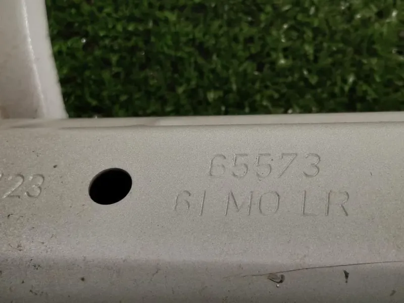 Traversa Paraurti POST 656161M0 Suzuki Vitara II 2015