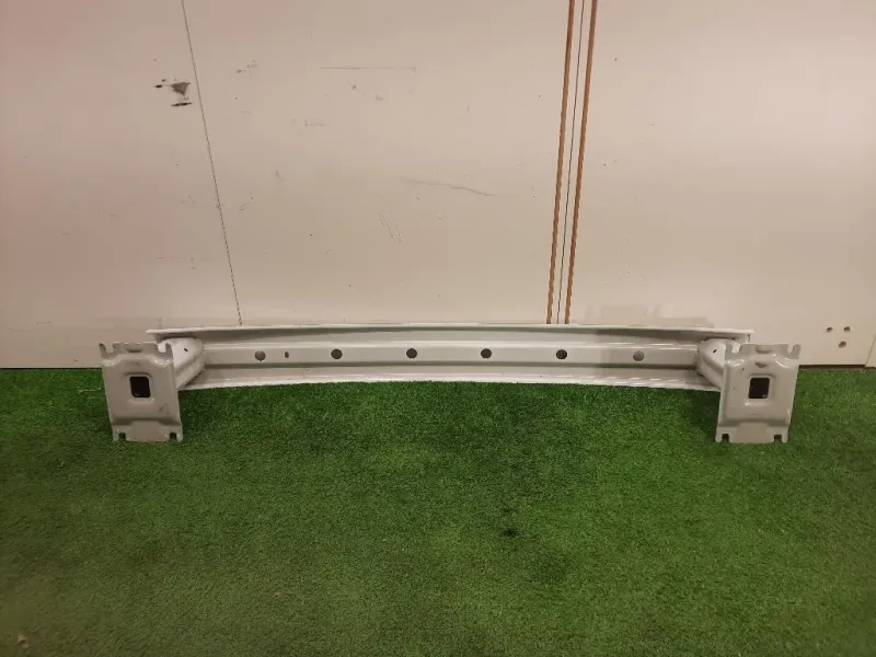 Traversa Paraurti POST 656161M0 Suzuki Vitara II 2015