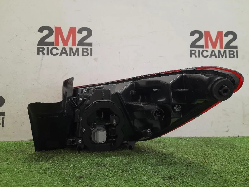 Fanale EST POST SX 9846766880 Opel Grandland X 2017