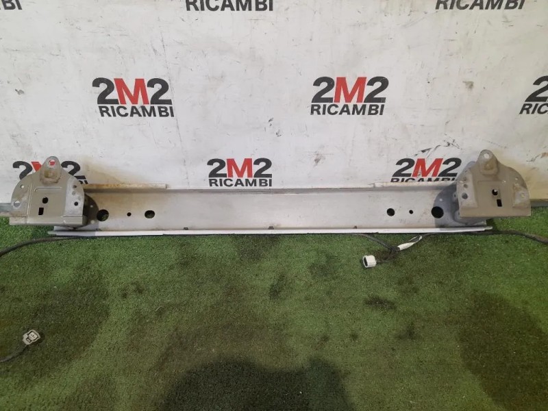 Traversa Paraurti POST 520230D080 Toyota Yaris IV 2012