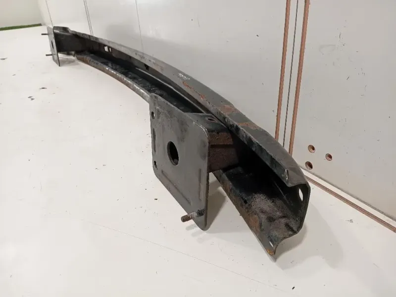 Traversa Paraurti POST TRAVERSA PARAURTI POST Volkswagen Caddy III 2004