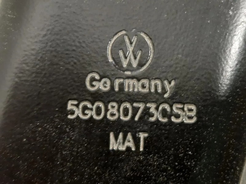 Traversa Paraurti POST 5G0807305B Volkswagen GOLF VII 2017