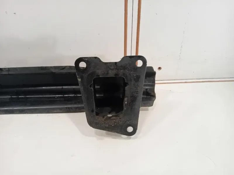 Traversa Paraurti POST 3C9 807 586 Volkswagen Passat V 2005