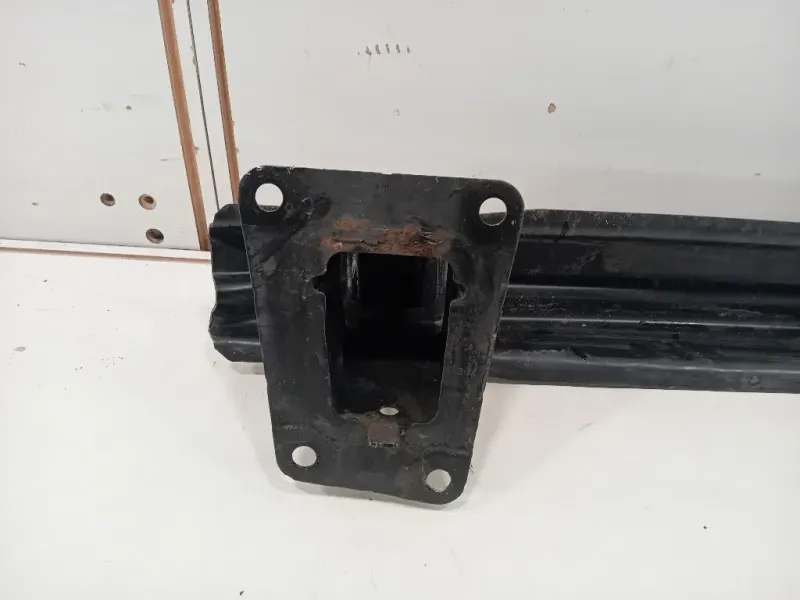 Traversa Paraurti POST 3C9 807 586 Volkswagen Passat V 2005