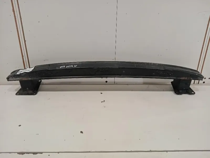 Traversa Paraurti POST 3C9 807 586 Volkswagen Passat V 2005