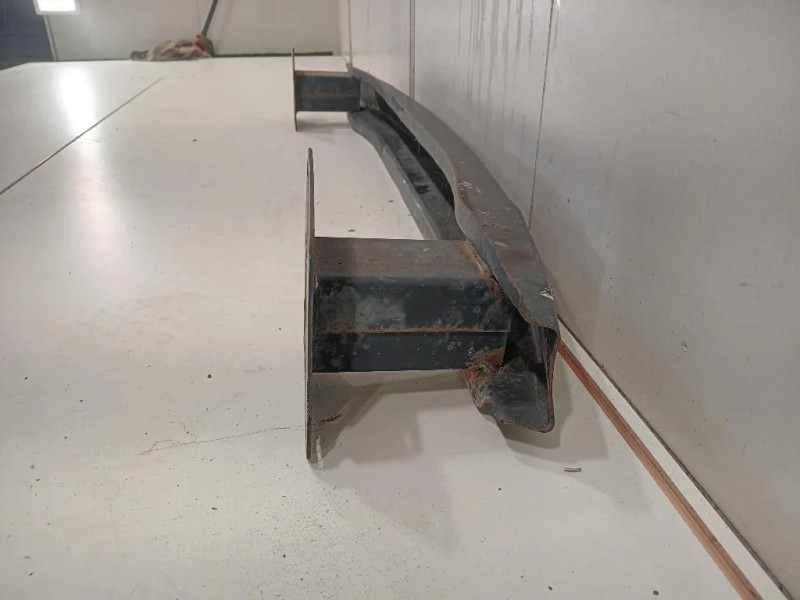 Traversa Paraurti POST 6R0807305A Volkswagen POLO VI 2009