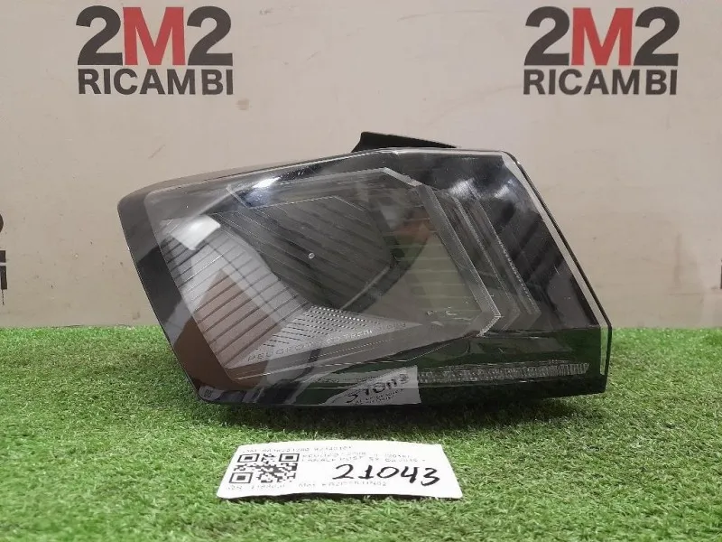 Fanale EST POST SX 9836231280 82140101 Peugeot 3008 II 2016