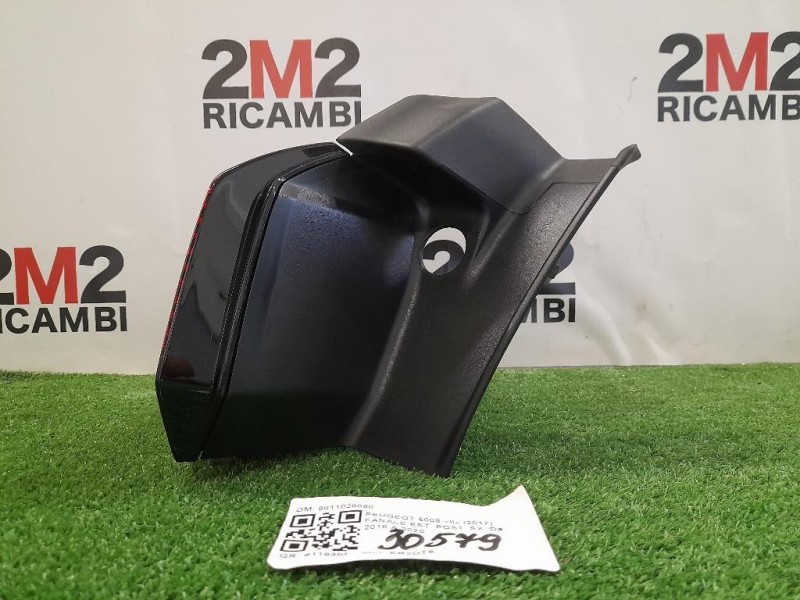Fanale EST POST SX 9811028080 Peugeot 5008 II 2017