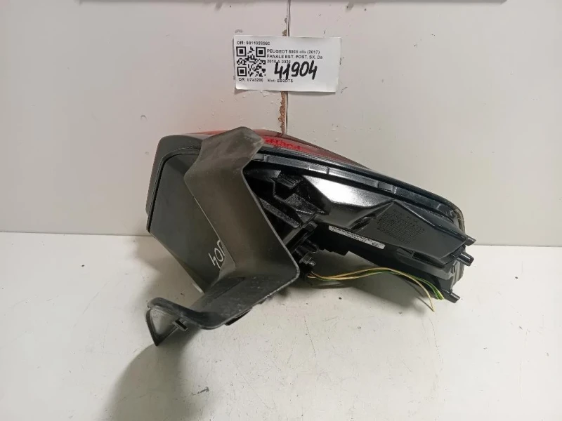 Fanale EST POST SX 9811028080 Peugeot 5008 II 2017