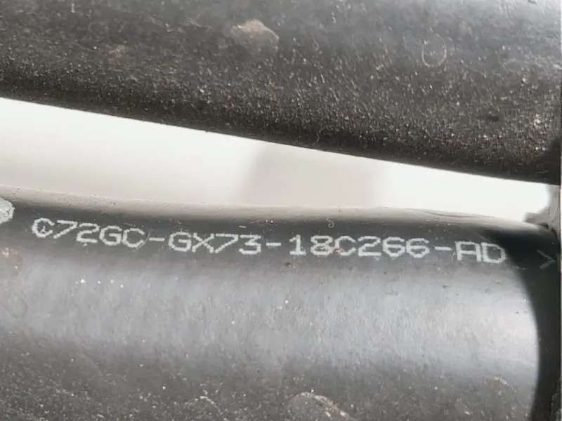 TUBO Acqua C72GC-GX73-18C266-AD Jaguar XF I 2011