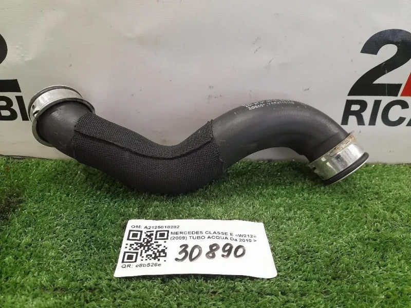 TUBO Acqua A2125018282 Mercedes Classe E W212 2009