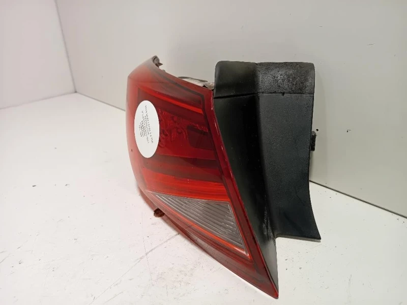 Fanale EST POST SX 5F0945095D Seat LEON 5F1 2013