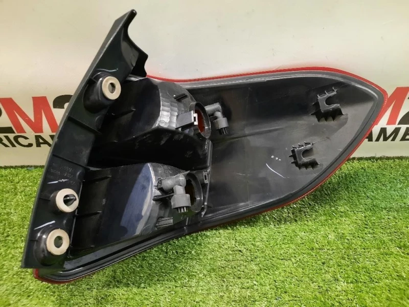 Fanale EST POST SX 220-18097 Suzuki Vitara II 2015