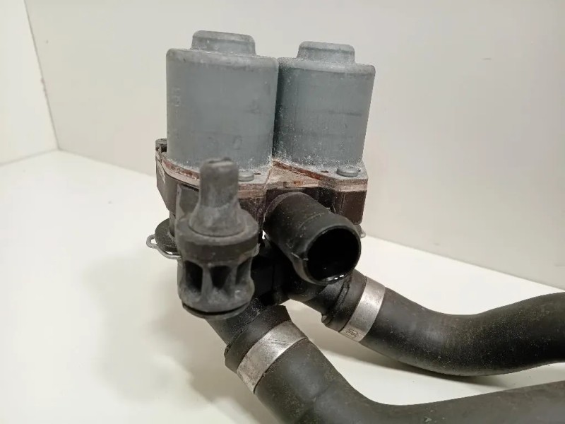 TUBO Acqua A1718300224 Mercedes Classe SLK R171 2008