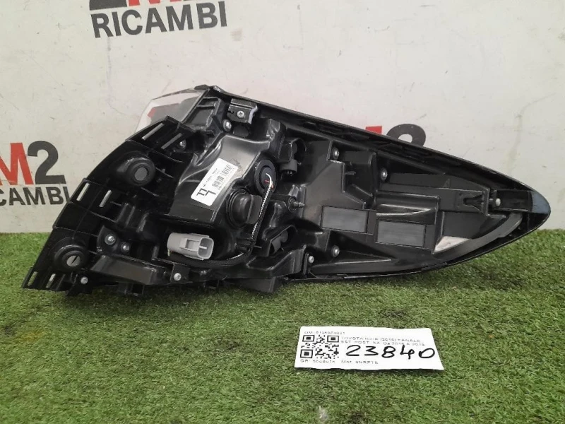 Fanale EST POST SX 81560F4031 Toyota C-HR I 2016
