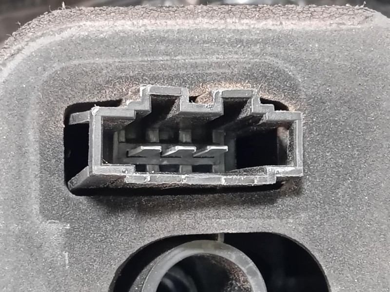 Fanale EST POST SX 5K0945095E Volkswagen GOLF VI 2009