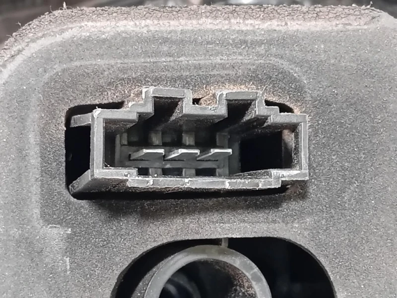 Fanale EST POST SX 5K0945095E Volkswagen GOLF VI 2009