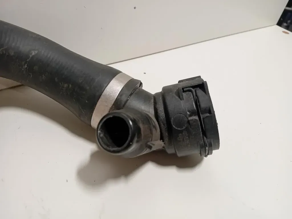 TUBO Acqua Radiatore Oliotermostato 866283601 Bmw Serie 4 F36 GRAN Coupe 2014