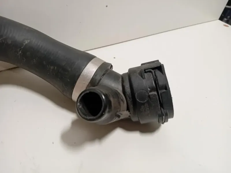 TUBO Acqua Radiatore Oliotermostato 866283601 Bmw Serie 4 F36 GRAN Coupe 2014