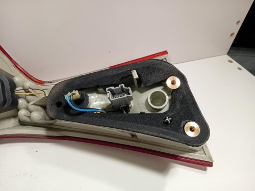 Fanale EST POST SX FANALE EST POST SX Volvo V70 III 2008