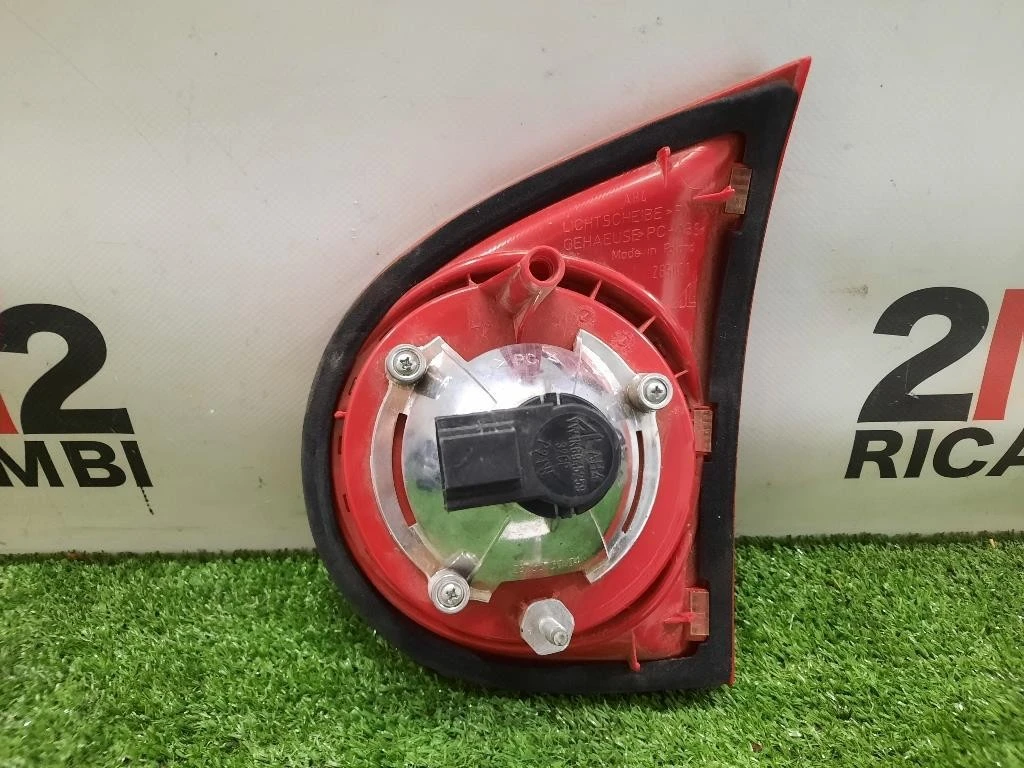 Fanale INT POST SX 1K6945093E Volkswagen GOLF V 2004