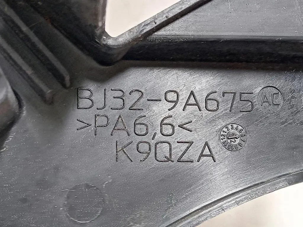 TUBO Flessibile Filtro ARIA BJ329A675-AC Land Rover Range Rover Evoque I 2011