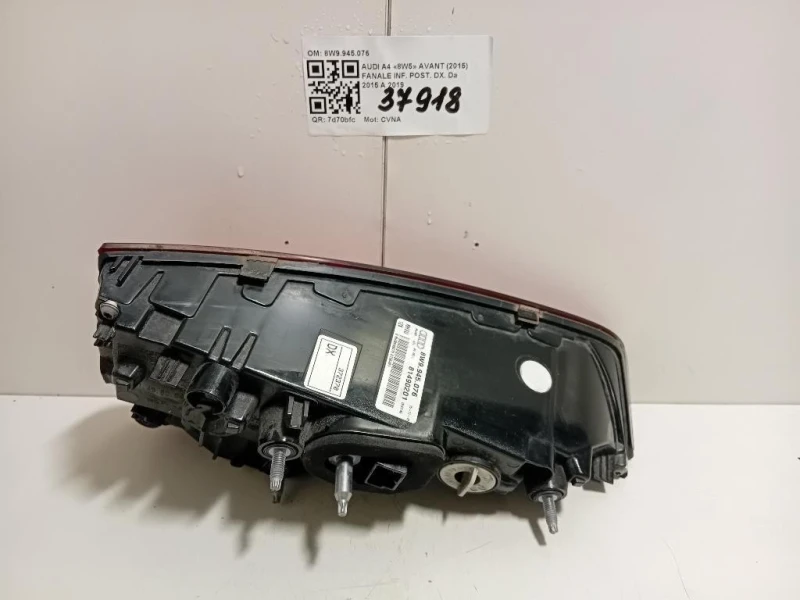 Fanale INF POST DX 8W9945076 Audi A4 8W5 Avant 2015