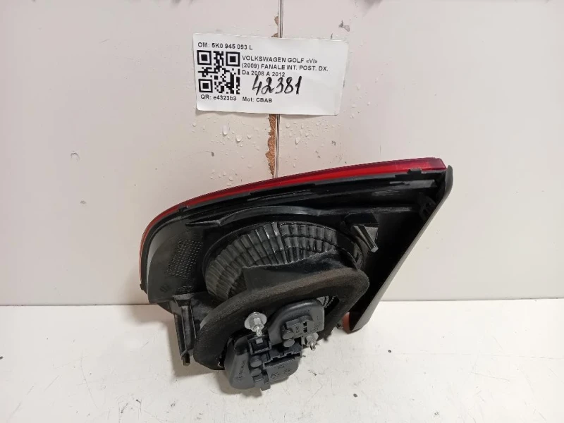 Fanale INT POST SX 5K0 945 093 L Volkswagen GOLF VI 2009