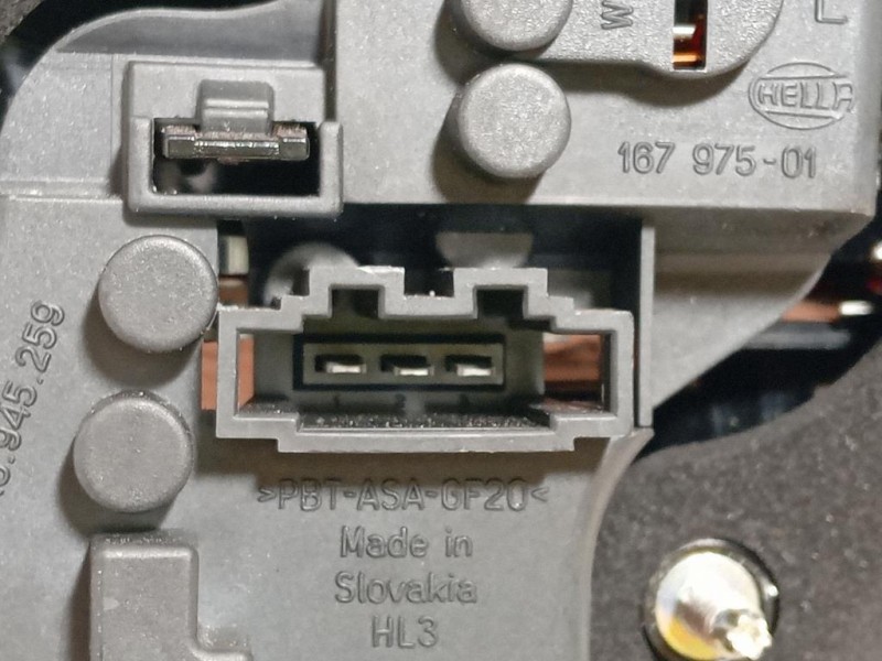 Fanale INT POST SX 5K0 945 0943T Volkswagen GOLF VI 2009