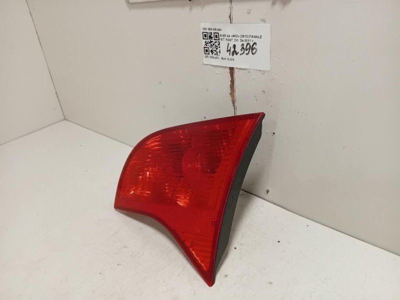 Fanale INT POST DX 8E9 945 094 Audi A4 8K2 2012