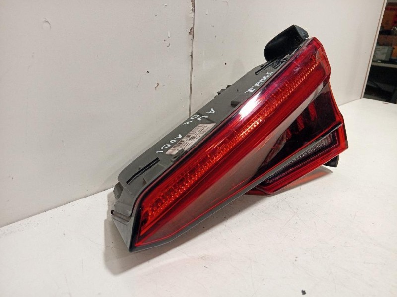 Fanale INT POST DX 8W5945094 B Audi A4 8W5 Avant 2015