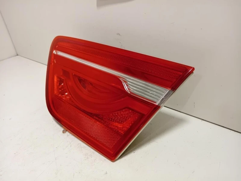 Fanale INT POST DX T4N7914 Jaguar XE 2015