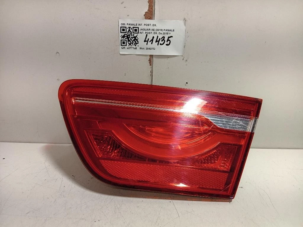 Fanale INT POST DX T4N39462 Jaguar XE 2015