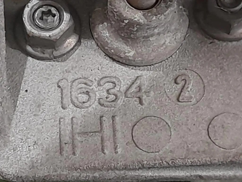 Turbina 03F903023D Volkswagen GOLF VI 2009