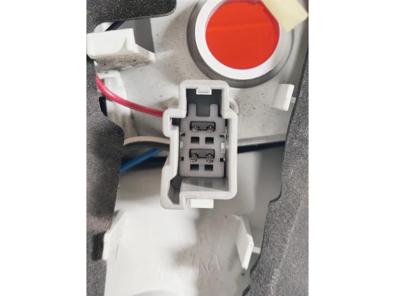 Fanale INT POST SX FANALE INT POST SX Volvo XC70 III 2013