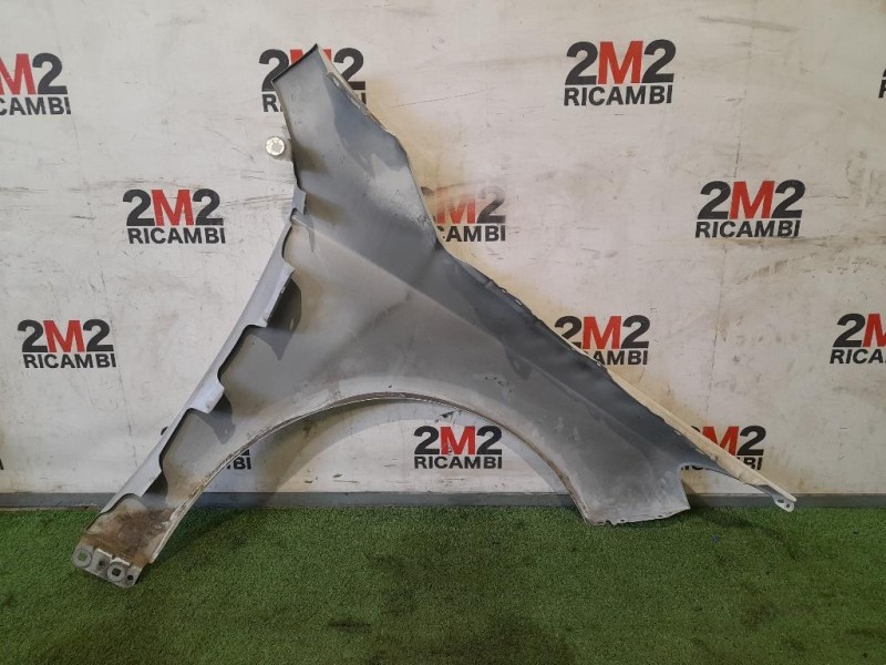 Parafango ANT SX A2048801318 Mercedes Classe C S204 SW 2011