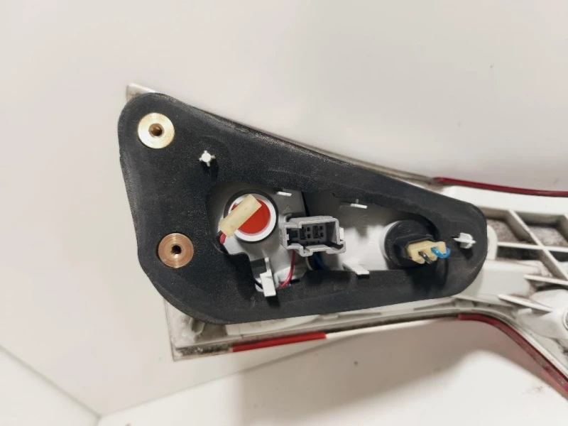 Fanale INT POST SX FANALE INT POST SX Volvo XC70 III 2013