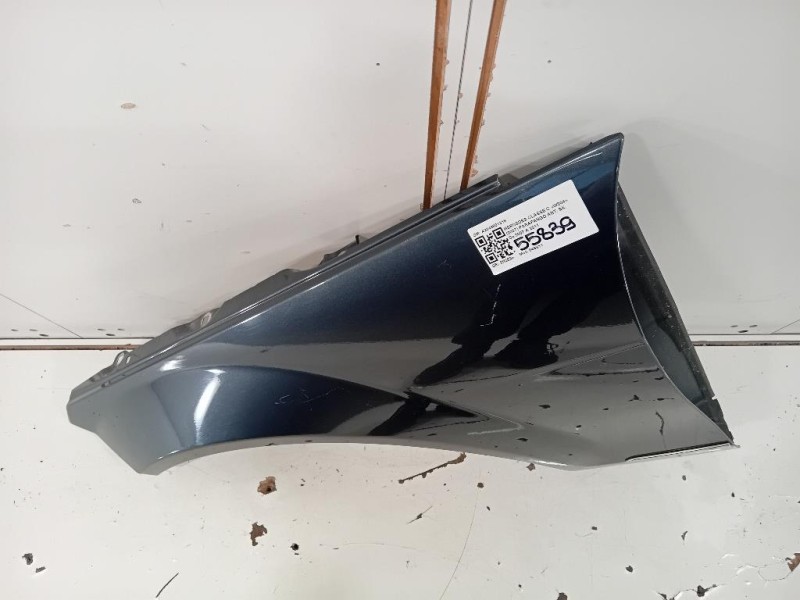 Parafango ANT SX A2048801318 Mercedes Classe C W204 2007
