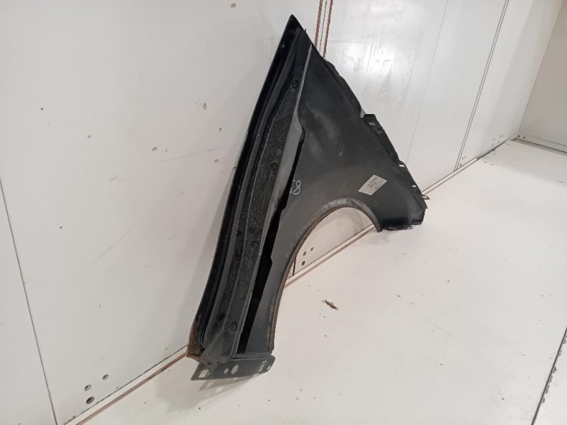 Parafango ANT SX A2048801318 Mercedes Classe C W204 2011