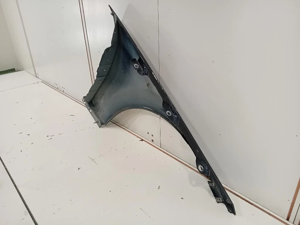 Parafango ANT SX A2048801318 Mercedes Classe C W204 2011