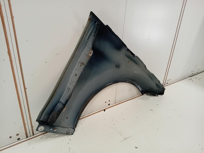 Parafango ANT SX A2048801318 Mercedes Classe C W204 2011