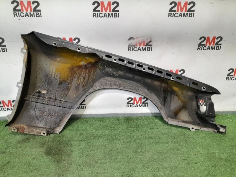 Parafango ANT SX A1248804918 Mercedes Classe E W124 1985