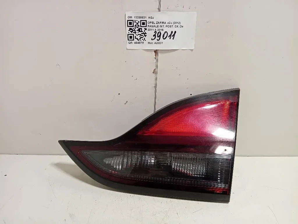 Fanale INT POST DX 13288831 AGJ Opel Zafira C 2012