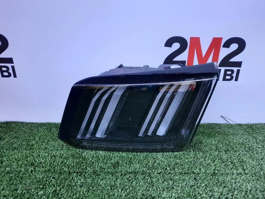 Fanale INT POST DX 9810477780 Peugeot 3008 II 2016