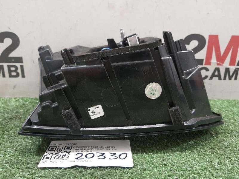 Fanale INT POST DX 9811027780 Peugeot 5008 II 2017