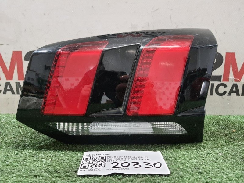 Fanale INT POST DX 9811027780 Peugeot 5008 II 2017