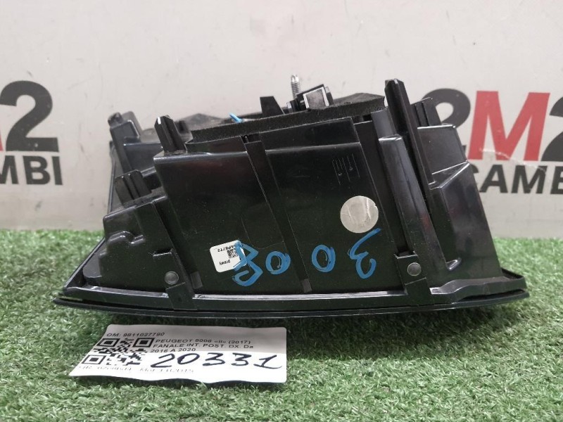 Fanale INT POST DX 9811027780 Peugeot 5008 II 2017