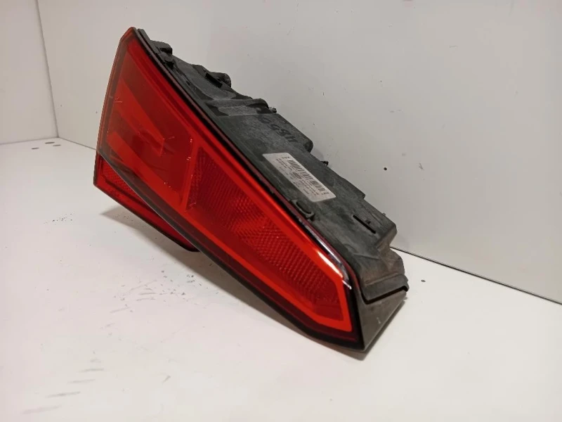 Fanale INT POST SX 8W5945075A Audi A4 8W2 2015