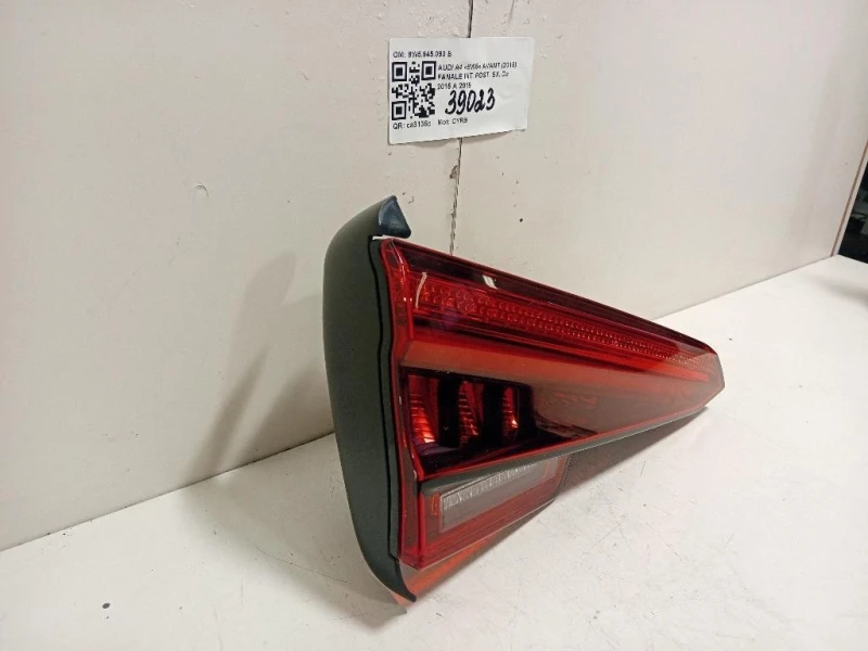 Fanale INT POST SX 8W5945093 B Audi A4 8W5 Avant 2015