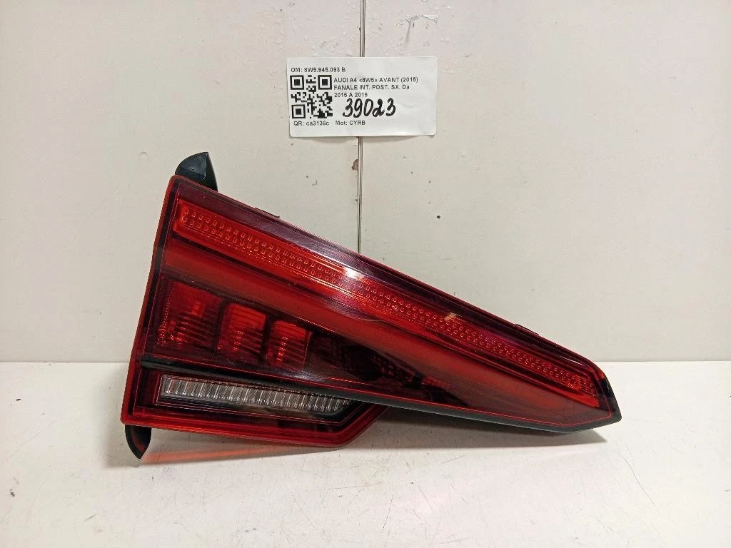 Fanale INT POST SX 8W5945093 B Audi A4 8W5 Avant 2015